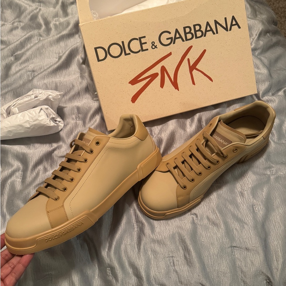 Dolce & Gabbana Men's Beige Sneakers